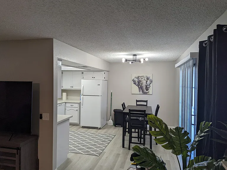 W Tropicana Ave — Photo 21