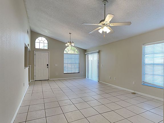 3rd image of 3418 Queens Cove Ct