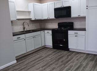 1208 Jones Ave, Eldon, MO 65026