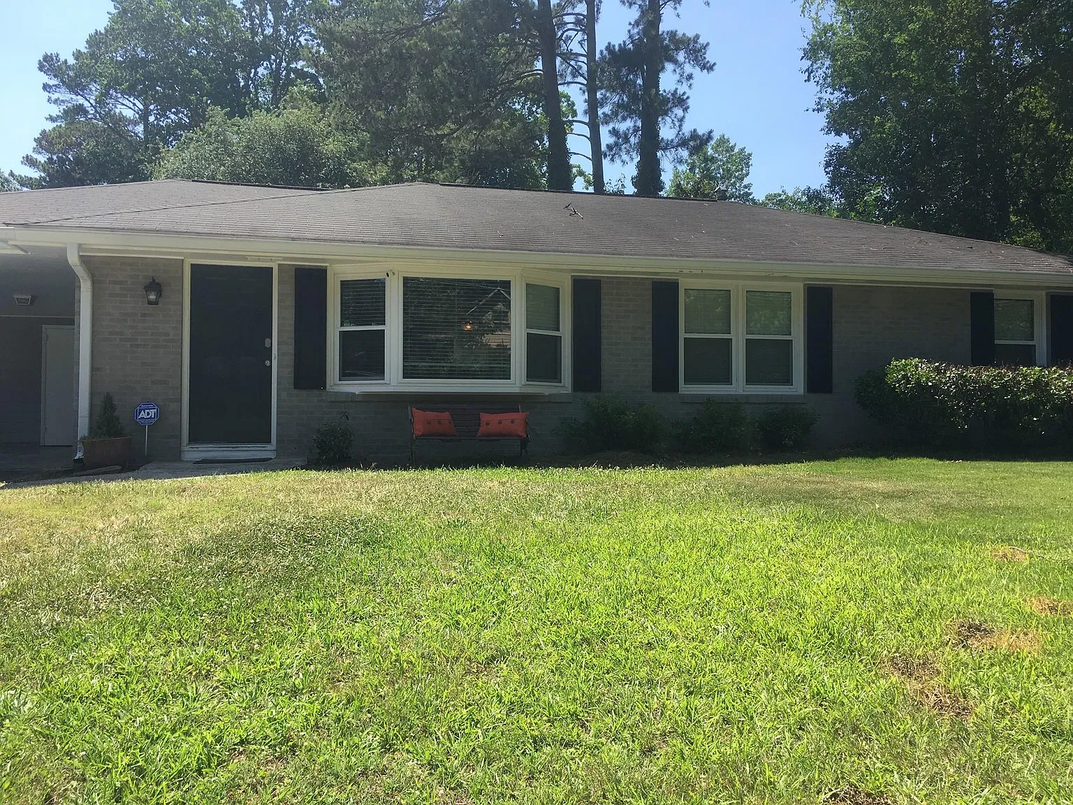 3 bed, 1242 sqft, $2,800 — Photo 1