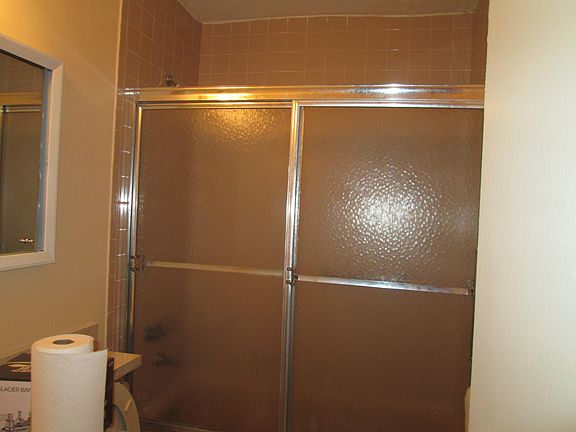 5th image of 6341 Douglaston Pkwy #A