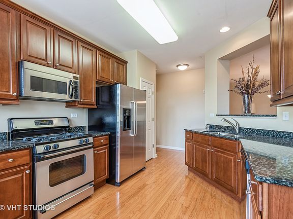 5th image of 1739 Tudor Ln Unit 109