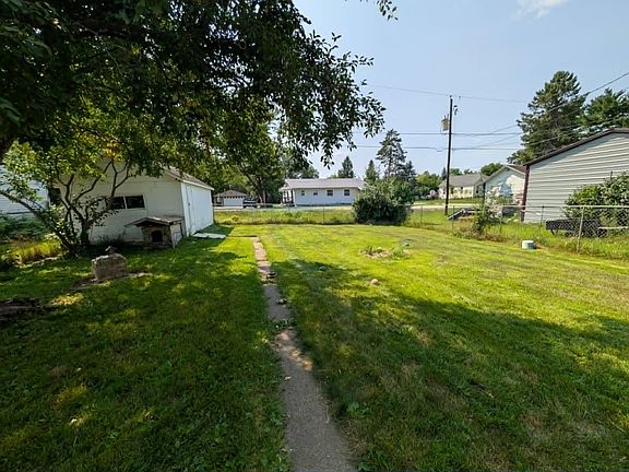 4th image of 811 May St