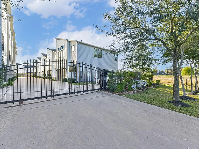 3206 N Macgregor Way #A — Photo 30
