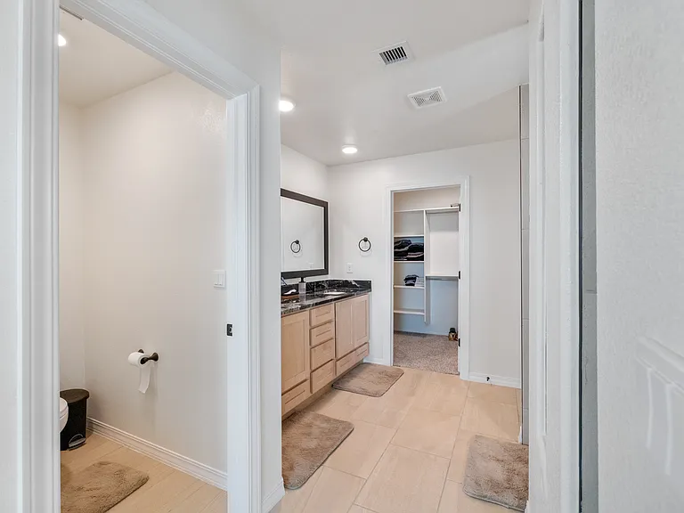 12804 De La Rosa Ave — Photo 24