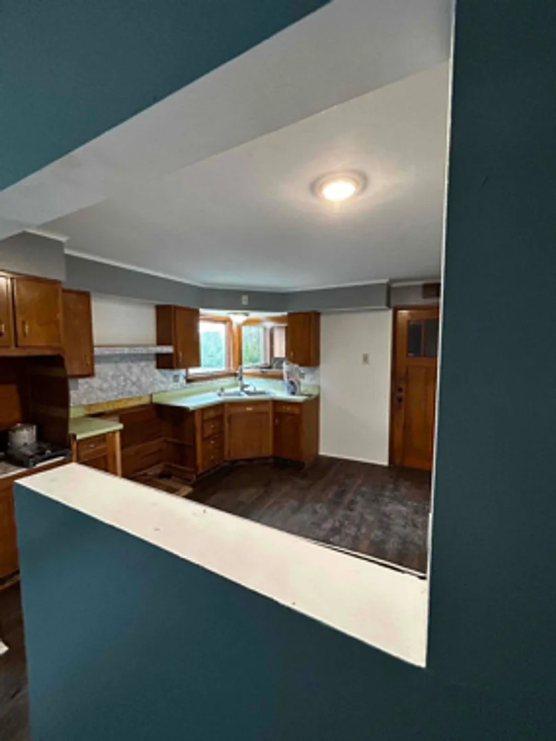 Spacious 3-Bedroom Home for Rent | 175 Belmont Street, Carbondale, PA 18407 — Photo 4