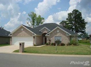 20 Chateaus Ln, Little Rock, AR 72210