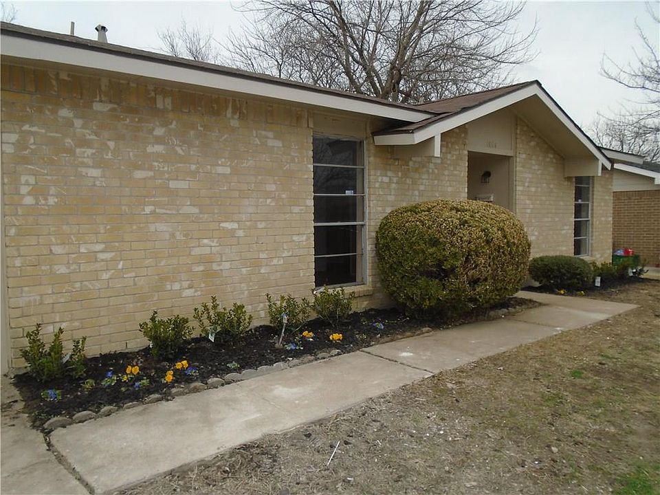 1st image of 1014 Las Flores Ct