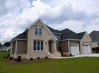 1402 Trafalgar Rd, Winterville, NC 28590
