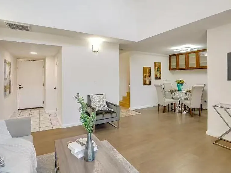 65 Harvey Ter — Photo 2