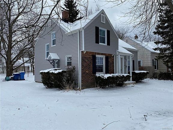 2nd image of 388 Lamarck Dr