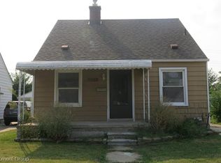 23035 Normandy Ave, Eastpointe, MI 48021