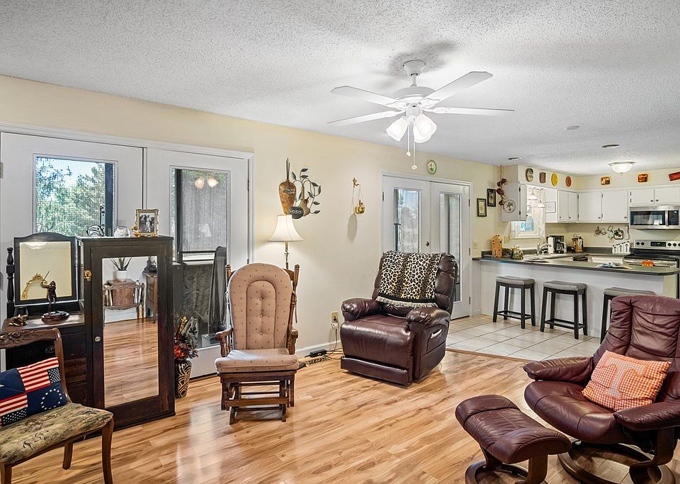 412 Carmel Ct, Baneberry, TN 37890 Zillow