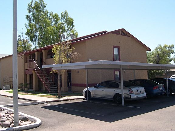 4th image of 465 W Ivyglen  ST.   Bldg. # 5 Street