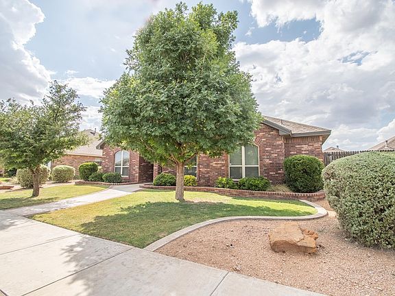 3rd image of 6010 Llano Ct