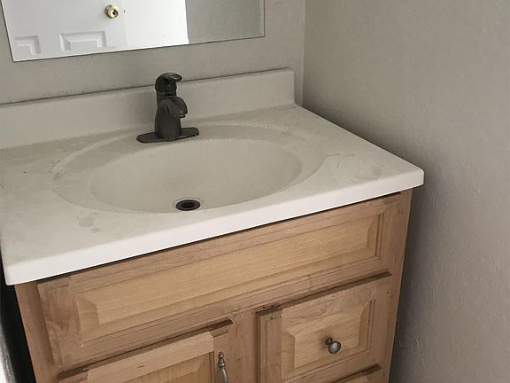 3rd image of 595 W Vine St #2-4-1