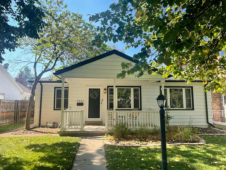 2421 S High St — Photo 2