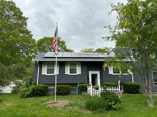 186 Walnut St, Barnstable, MA 02630
