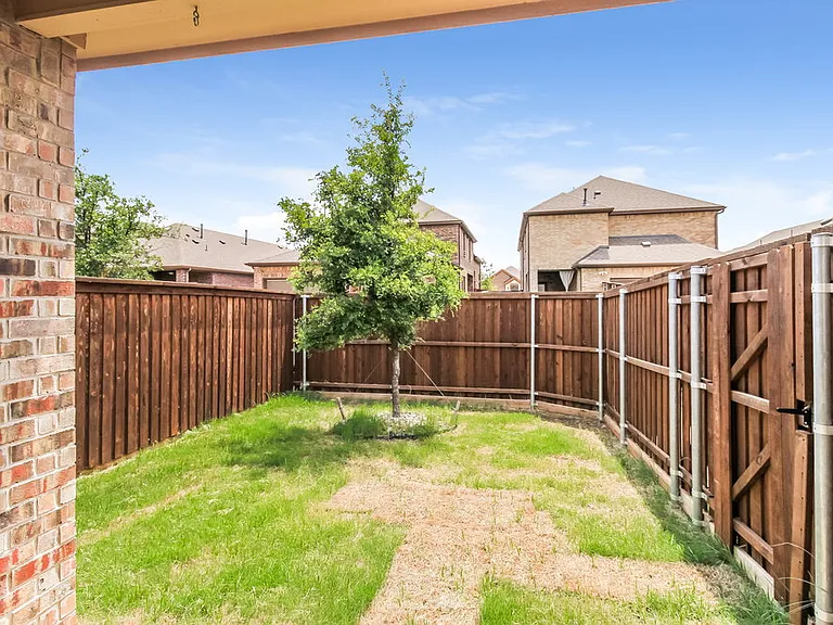 2157 Barx Dr — Photo 15