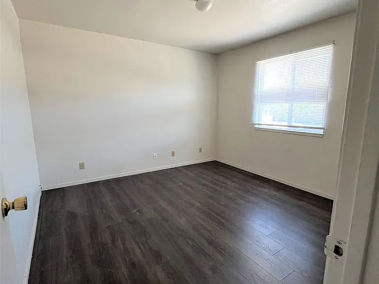 510 E 1st St, Hawthorne, NV 89415 — Photo 23
