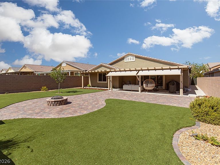 328 S Lisbon St, Henderson, NV