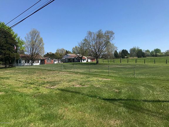 3rd image of 7839 Highway 44 E
