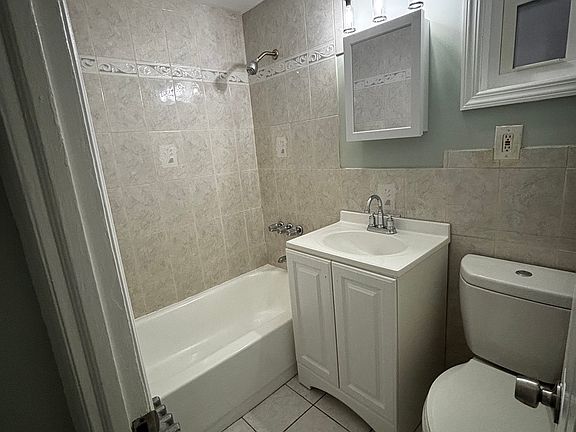 5th image of 5016 Columbia Ave #1R