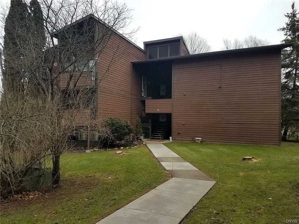 1st image of 694 Idlewood Blvd