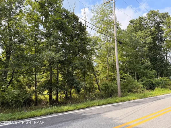 Upper Lakeview Dr, East Stroudsburg, PA 18302
