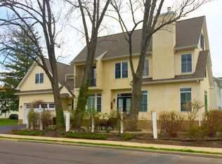 209 N Hamilton St, Doylestown, PA 18901