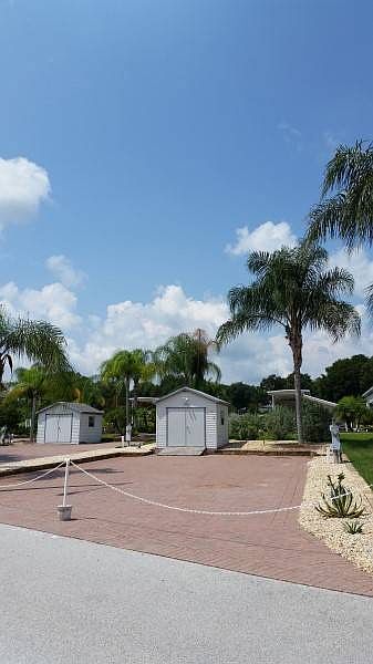1st image of 2552 Saint George Dr