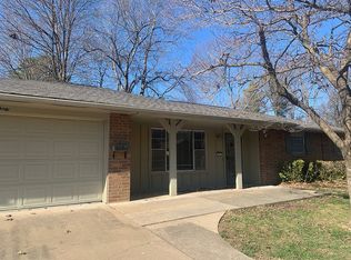 930 S 27th St, Rogers, AR 72758