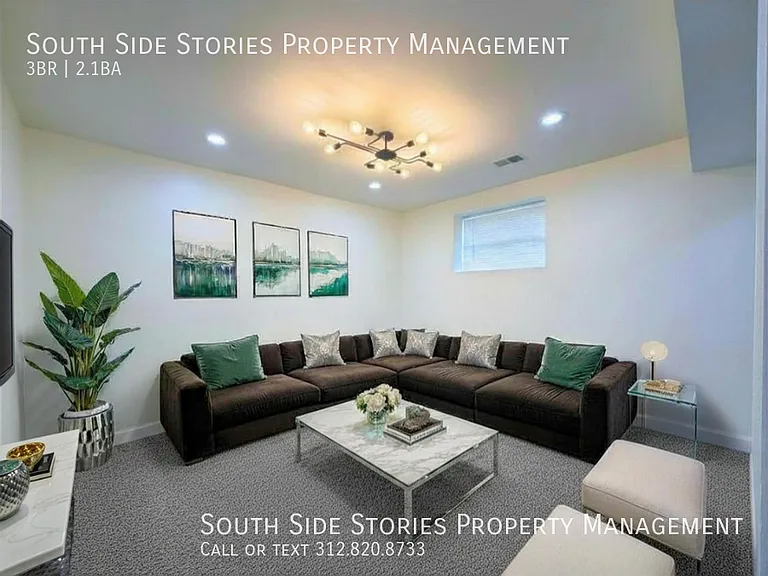 124 E 49th St #105 — Photo 15