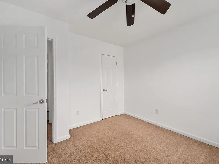 259 Olympic Dr — Photo 43