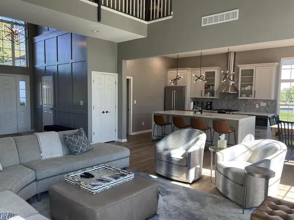 1770 Geneva National AVENUE NORTH North #11-17, Lake Geneva, WI 53147
