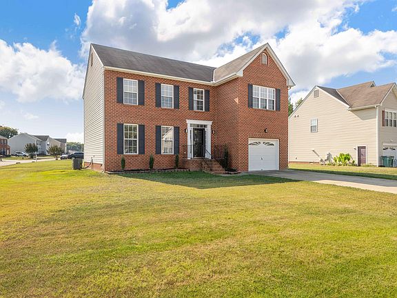 3rd image of 1418 Woodside Ct