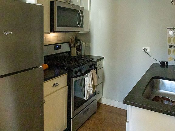 5th image of 1930 N Damen Ave #6049AA228