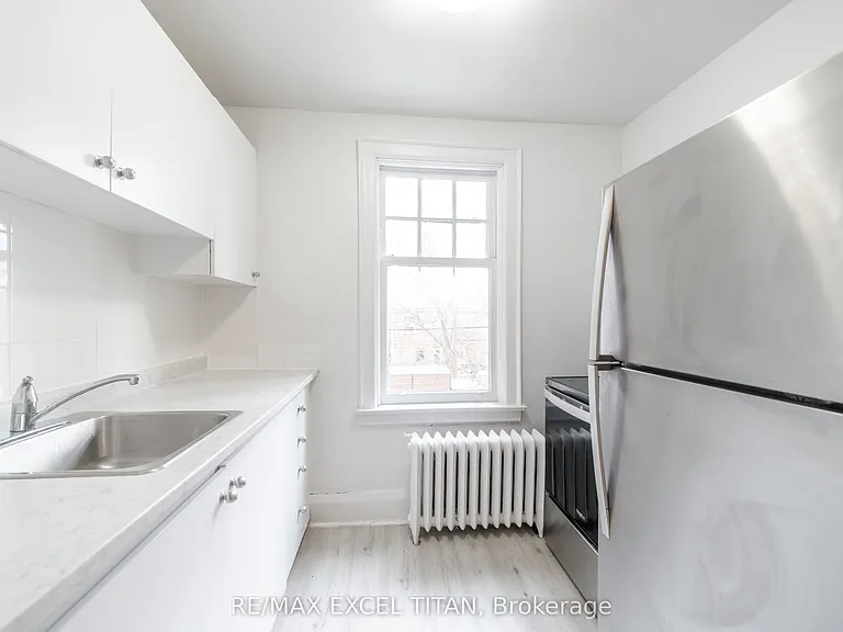 12 Kingston Rd #76 — Photo 7