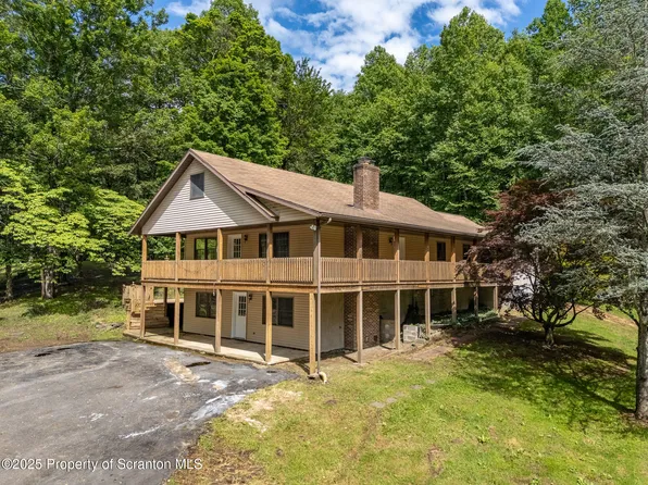 11 Old Trail Rd, Tunkhannock, PA 18657