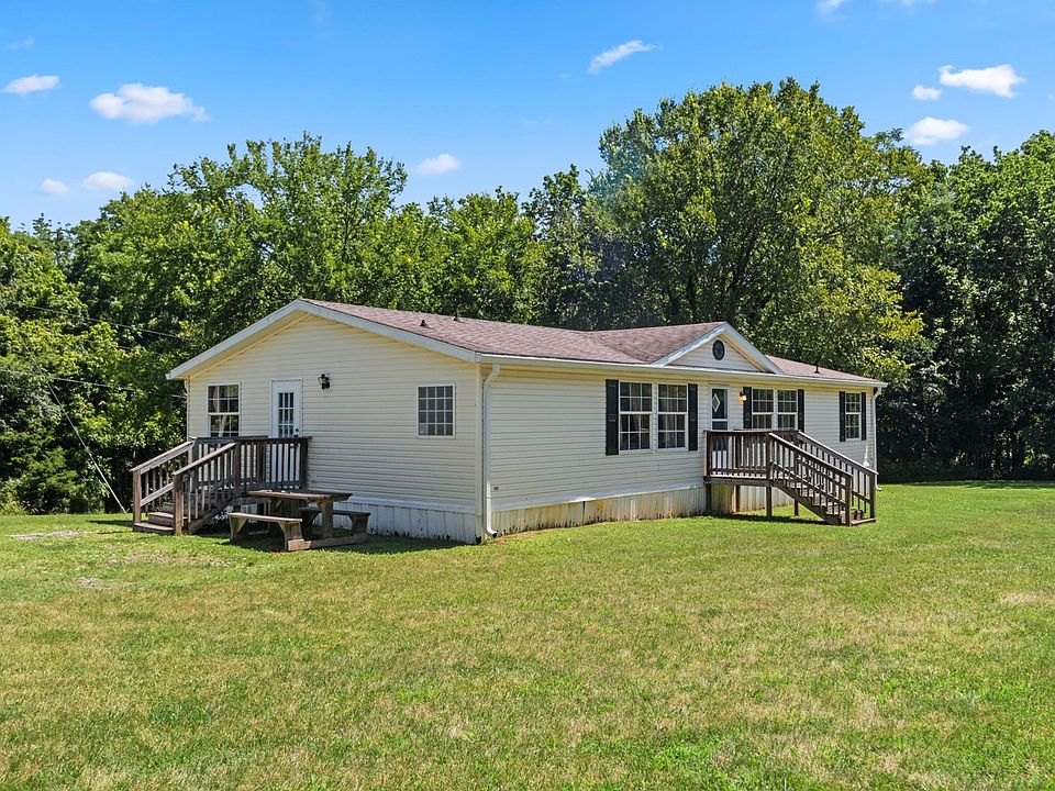 1st image of 4561 Dugger Rd