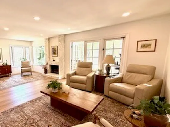 720 Starlight Heights Dr, La Canada Flintridge, CA 91011