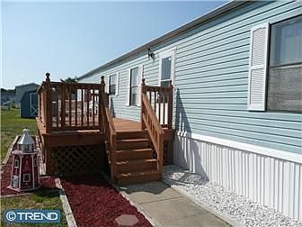 1st image of 330 Joan Dr