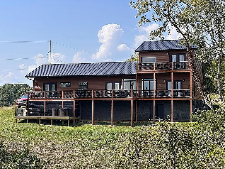 832 Clear Sail Way — Photo 32