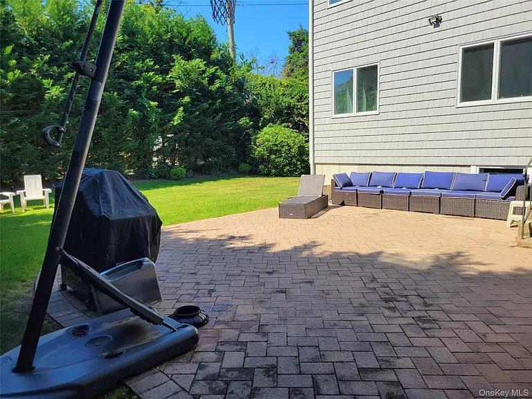 650 Prescott Pl — Photo 26