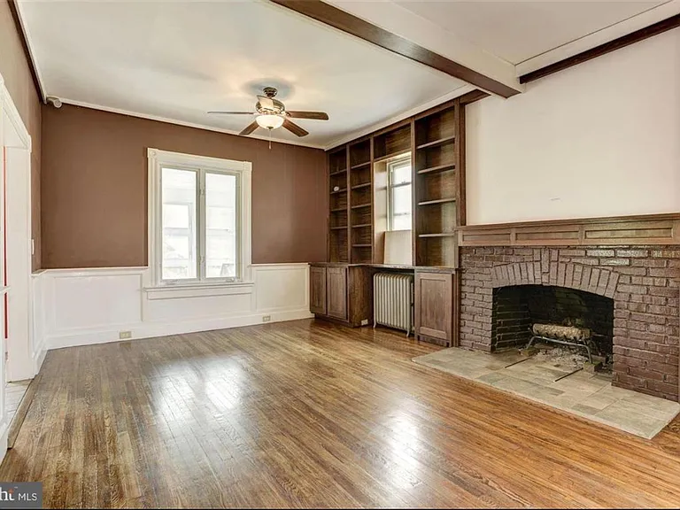 612 W Joppa Rd — Photo 7