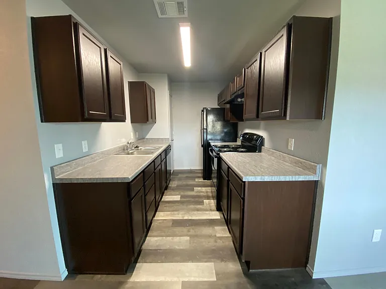 1332 Liberation Ln #B — Photo 5