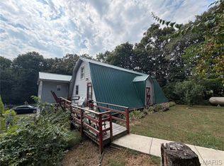7572 State Route 161 Ext, Iuka, IL 62849
