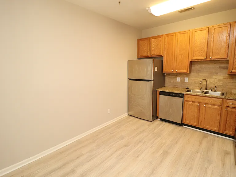 8631 Neuse Club Ln #103 — Photo 7