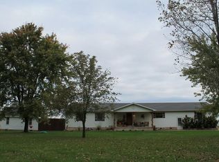 9029 Greentree Rd, Mountain Grove, MO 65711