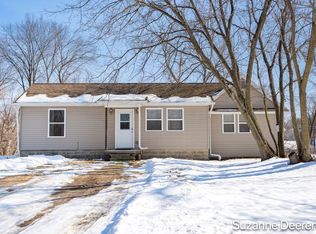 68 Dewitt St, Saranac, MI 48881